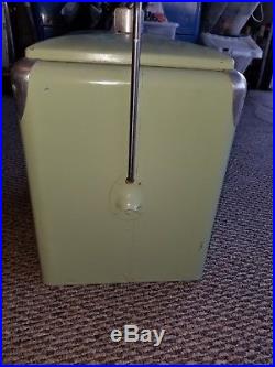 VINTAGE DR PEPPER COOLER PROGRESS REFRIGERATOR CO 1950'S ERA ALL METAL With TRAY