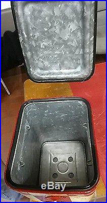 Vintage Magikooler Leisure Metal Travel Cooler Ice Box Great Graphics Clean