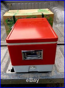 VINTAGE Red Coleman Cooler Ice Chest Metal With Box Snow Lite NICE CONDITION