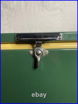 VTG 70s Coleman Green Metal Cooler Chest Camping 22.5x13.5x16