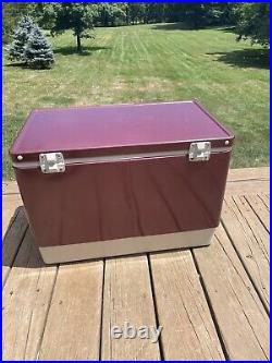 VTG Coleman Steel Belted 54Qt Cooler Maroon 1988 withtray & Thermos GREATCONDITION