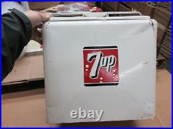 Vintage 1960s 7 up 7up Bubbles Soda Metal Ice Cooler chest with insert