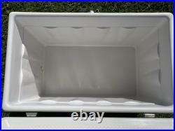 Vintage 1970's COLEMAN Metal COOLER Green ICE CHEST 22 1/2 x 13 1/2 X 15 1/2