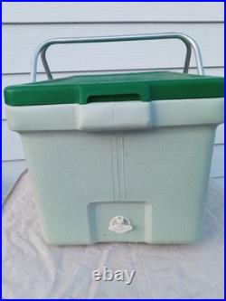 Vintage 1970s Coleman Cooler Metal Folding Handles Lime Green Beer Can bonus