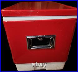 Vintage 1972 Coleman Sno-Lite Steel Red Cooler Read Description