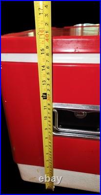 Vintage 1972 Coleman Sno-Lite Steel Red Cooler Read Description