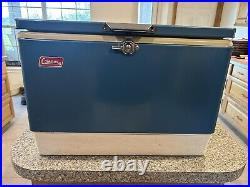 Vintage 1975 Large Snow Lite Blue COLEMAN Metal Cooler Handle Doesn't Close