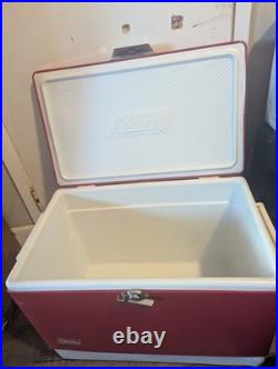 Vintage 1976 Red Coleman Cooler Metal Ice Chest 22.5 15.5 13.5