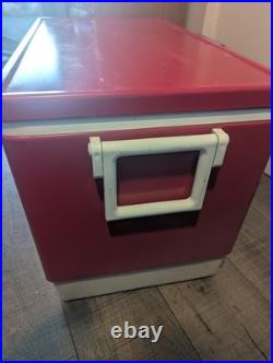 Vintage 1976 Red Coleman Cooler Metal Ice Chest 22.5 15.5 13.5
