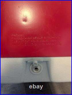 Vintage 1976 Red Coleman Cooler Metal Ice Chest 22.5 15.5 13.5