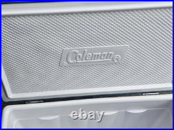 Vintage 1977 XL 89 Quart Coleman Ice Blue Steel Belted Metal Cooler 28