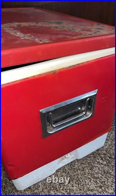 Vintage 1978 Coleman Large Metal Cooler (Red) Camping Ice Chest 22 x 16 x 13