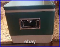 Vintage 1980's Coleman 13.5 x 22.5x 12.5Green Metal Ice Chest Cooler &Thermos