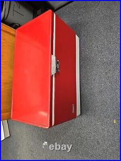 Vintage 1983 Red Coleman Cooler Metal Ice Chest 22 1/2 15 1/2 13 1/2 NICE