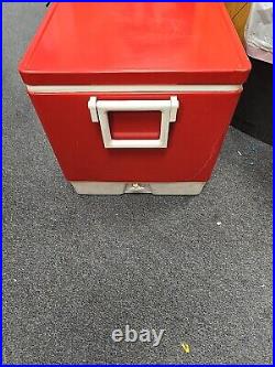 Vintage 1983 Red Coleman Cooler Metal Ice Chest 22 1/2 15 1/2 13 1/2 NICE