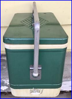 Vintage 60's Green Metal COLEMAN Chest Cooler Diamond Logo Retro Party Beer Soda