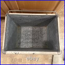 Vintage 7UP Metal Cooler Progress Refrigerator Co Soda Ice Chest 1950s