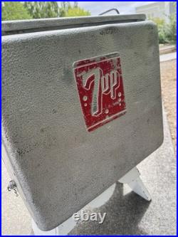 Vintage 7UP Progress Refrigerator Co Metal Cooler Ice Chest Louisville KY