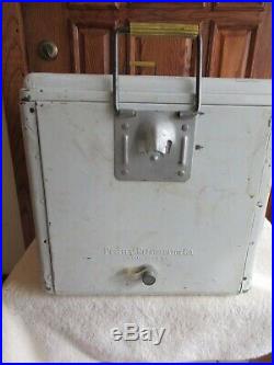 Vintage 7up Metal Cooler