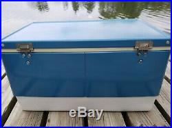 Vintage Coleman Blue/White Metal Cooler lce Chest withmetal handles-12/75 -Nice