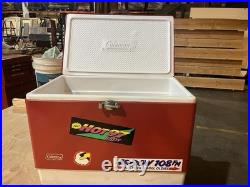 Vintage Coleman Cooler 1970's Red Logo 22.5 x 16 x 13.5. Good Condition. Clean Vintage Coleman Cooler 1970's Red Logo 22.5 x 16 x 13.5. Good Condition. Clean