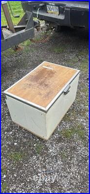 Vintage Coleman Cooler Stand Up Ice Chest 70's 3 Way Convertible Faux Wood Metal