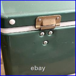 Vintage Coleman Metal Cooler Hunter Green Metal Handles Lock 22.5 x 13.5 Insert