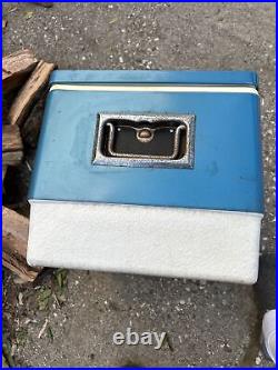 Vintage Coleman Snow Lite Cooler Blue 5252B706 withBox, Tray, & Brochure 8-1975