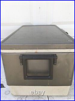 Vintage Coleman Steel Belted 40 Qt Cooler Grey
