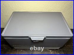 Vintage Coleman Steel Belted 40 Qt Cooler Grey