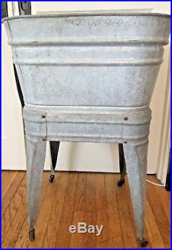 Vintage Galvanized WASH TUB on STAND withWHEELS, Garden Beer Cooler Wedding Decor