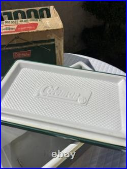 Vintage Green 28 Quart Insulated Coleman 5253-700 Snow-Lite Metal Cooler Withbox Vintage Green 28 Quart Insulated Coleman 5253-700 Snow-Lite Metal Cooler Withbox