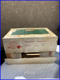 Vintage Green 28 Quart Insulated Coleman 5253-700 Snow-Lite Metal Cooler Withbox
