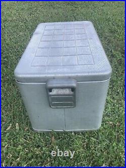 Vintage Kampkold Aluminum Ice Chest Cooler No Shelf 22.5 x 13.5 x 14