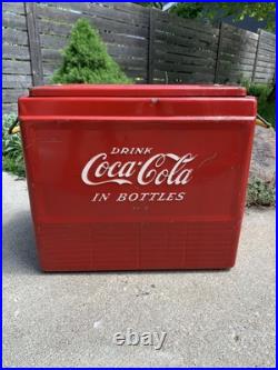 Vintage Metal COCA COLA COOLER Ice Chest with Sandwich Tray Very Good Condition