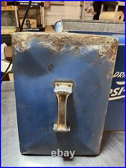 Vintage PEPSI COLA Progress Refrigerator Co. Metal 1950'S Era Cooler Ice box