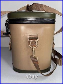 Vintage Rtic Soft Lunchbox Artic Cooler Tan Green Orange NWOT