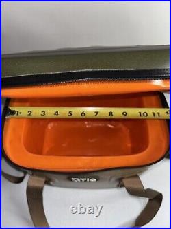 Vintage Rtic Soft Lunchbox Artic Cooler Tan Green Orange NWOT