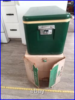 Vintage Thermos Metal Green Ice Cooler model 7750 USA 43 Quarts with box