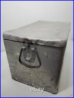 Vintage Vernor's Ginger Ale Metal Soda Cronstrom Cooler Ice Box Chest Aluminum