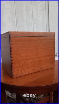 Vintage Wood Cooler Dove Tailed Corners 14x11x11Rare Boating