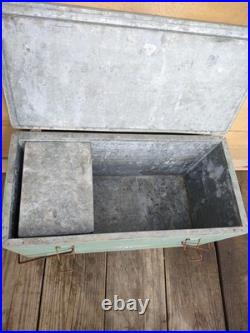 Vtg 1940s ICE BOX galvanized metal chest green w ice box cooler & lid Vtg 1940s ICE BOX galvanized metal chest green w ice box cooler & lid