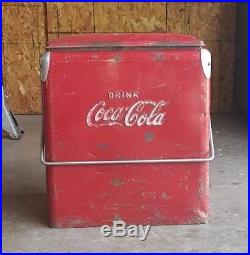 Vtg 1950's Coca Cola Metal Picnic Beach Cooler Galvanized with Handle Red