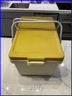 Vtg 1970's COLEMAN Double Metal Handle Cooler Beige Mustard Yellow With Spout US Vtg 1970's COLEMAN Double Metal Handle Cooler Beige Mustard Yellow With Spout US