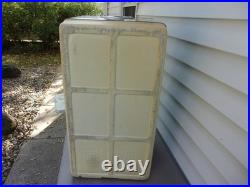 Vtg 1976 Large Coleman Green White Metal Cooler Ice Chest 27x15x16