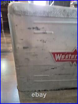 Western Field Vintage Cooler 50's Camping Hunting Silver Ice Chest Metal Pop Western Field Vintage Cooler 50's Camping Hunting Silver Ice Chest Metal Pop